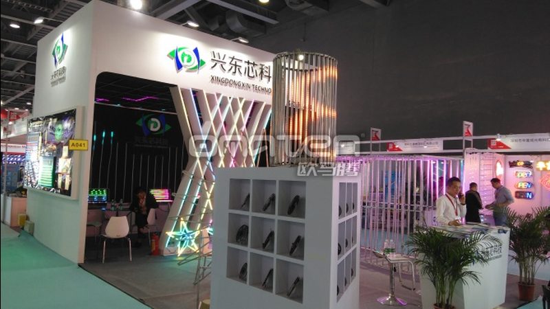 在成都搭建一个小型展台，其报价通常由以下几个部分构成：