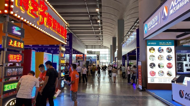 画册设计成本构成揭秘：影响价格的关键因素**